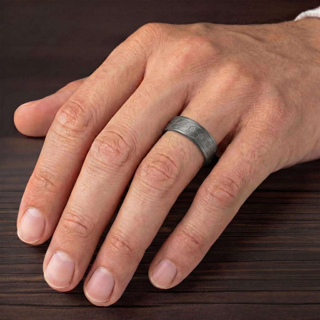 7MM Tantalum Ring with Laser Carved Cuban Link Design and Flat Edge Profile